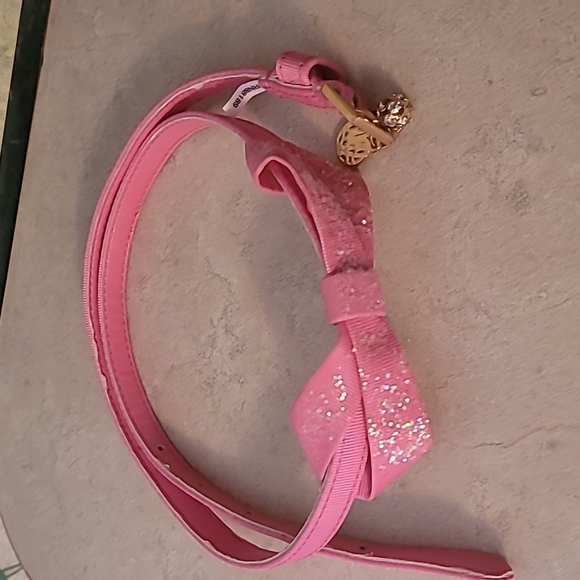 Free with any bundle! Lilly Pulitzer pink bow belt - Picture 9 of 13